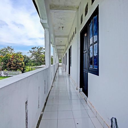Oyo Life 91127 Wisma Sukajadi Syariah Perabumulih Экстерьер фото