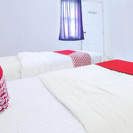 Oyo Life 91127 Wisma Sukajadi Syariah Perabumulih Экстерьер фото